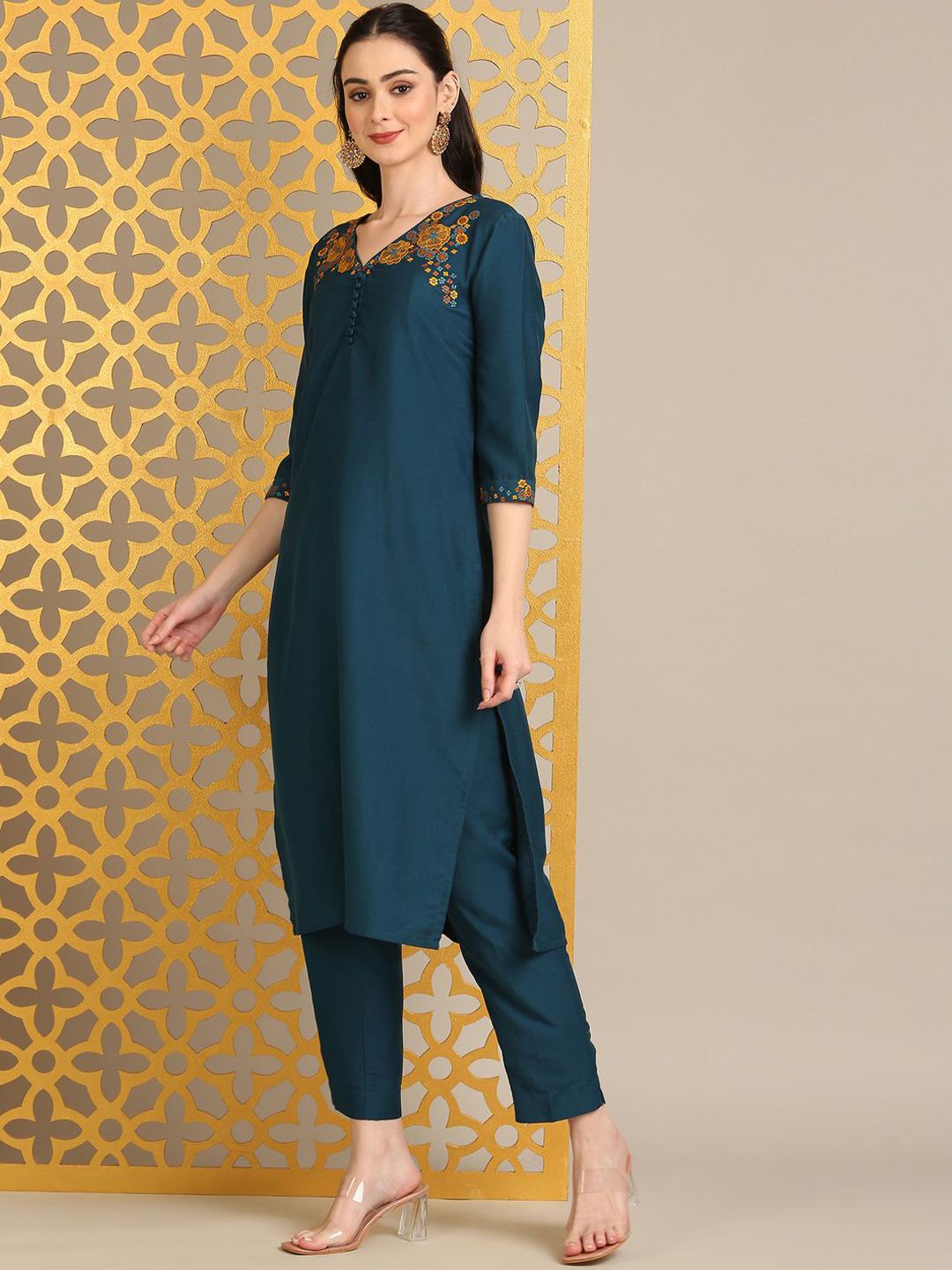 Anouk Floral Embroidered Thread Work Straight Kurta With Trouser And Dupatta
