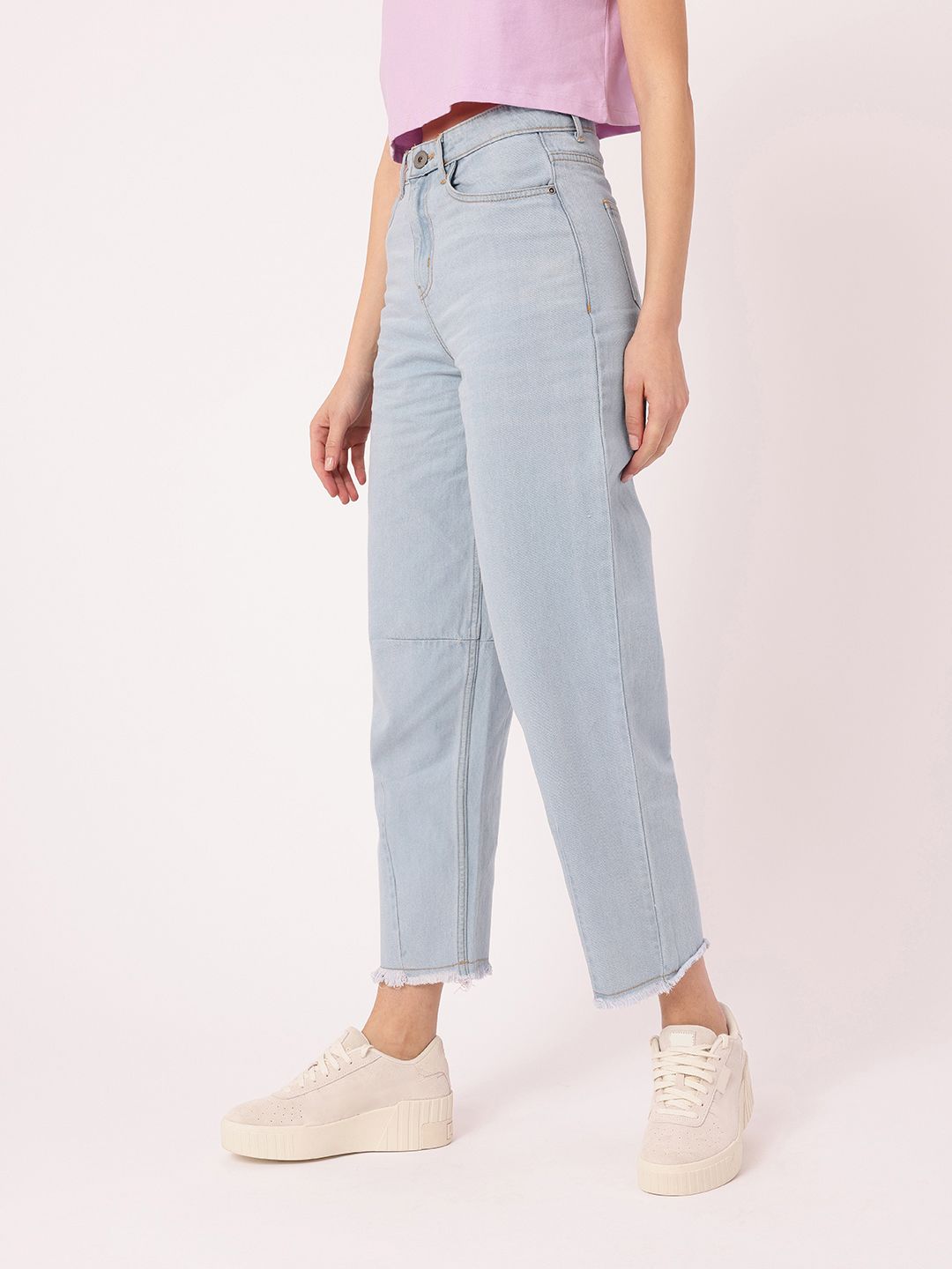 DressBerry Women Soft Vibe Slouchy Fit Light Fade Frayed Jeans