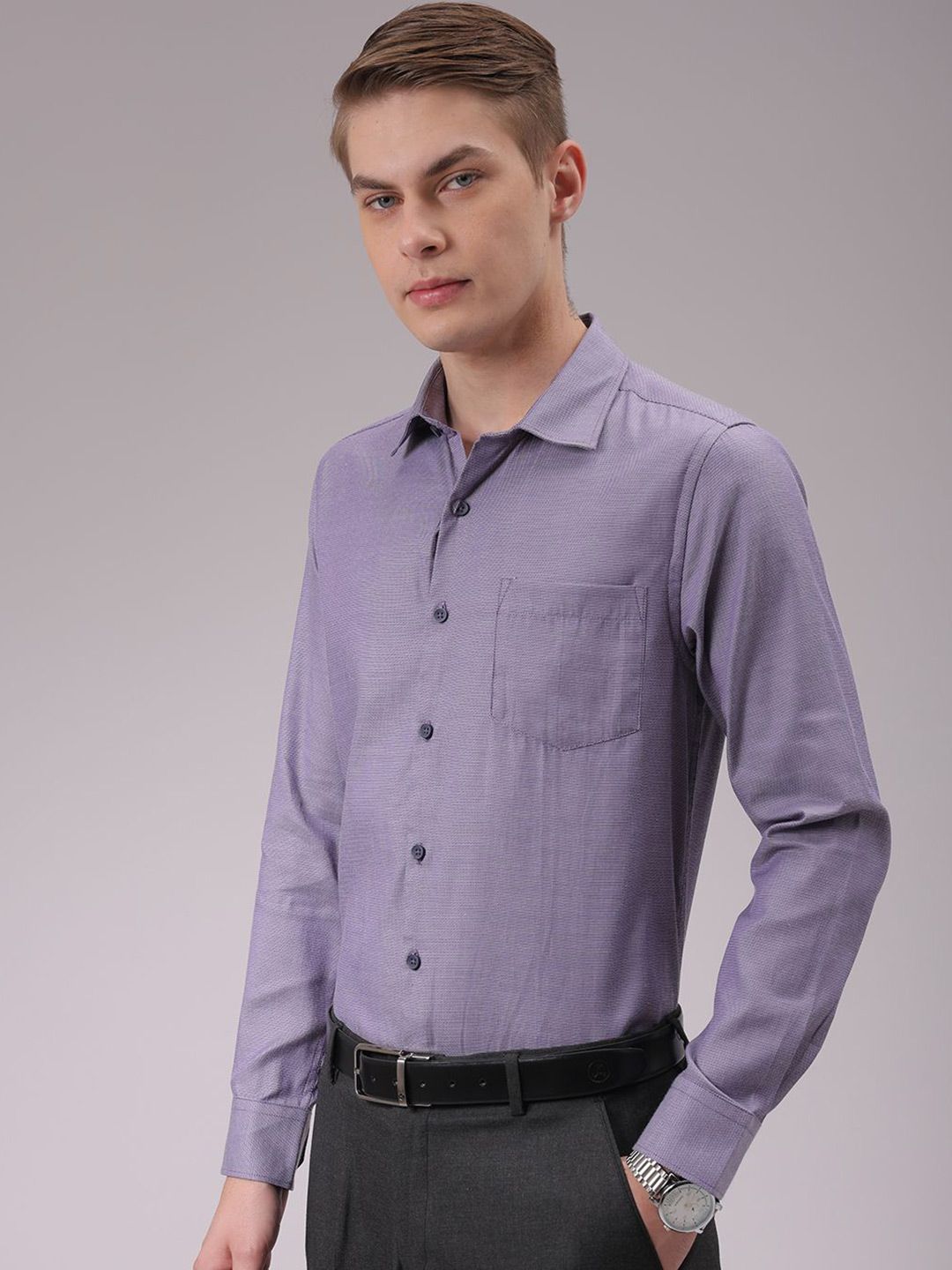 The Indian Garage Co. X Luxe Men Cutaway Collar Solid Slim Fit Formal Shirt