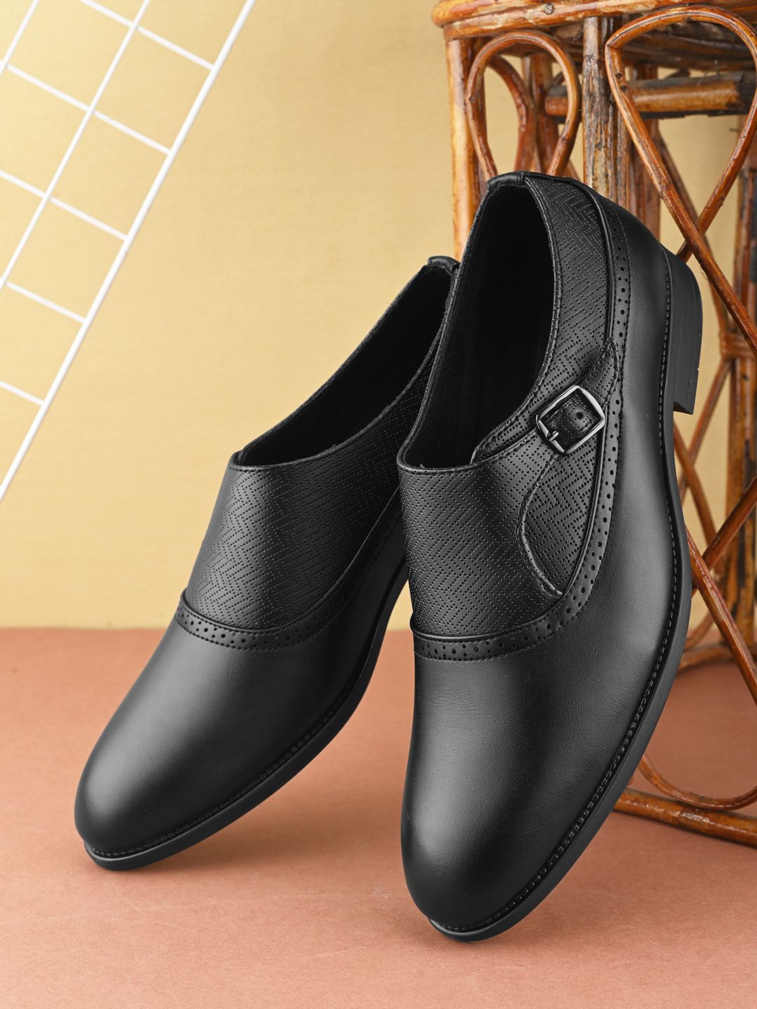 House of Pataudi Men Textured Slip On Formal Loafers