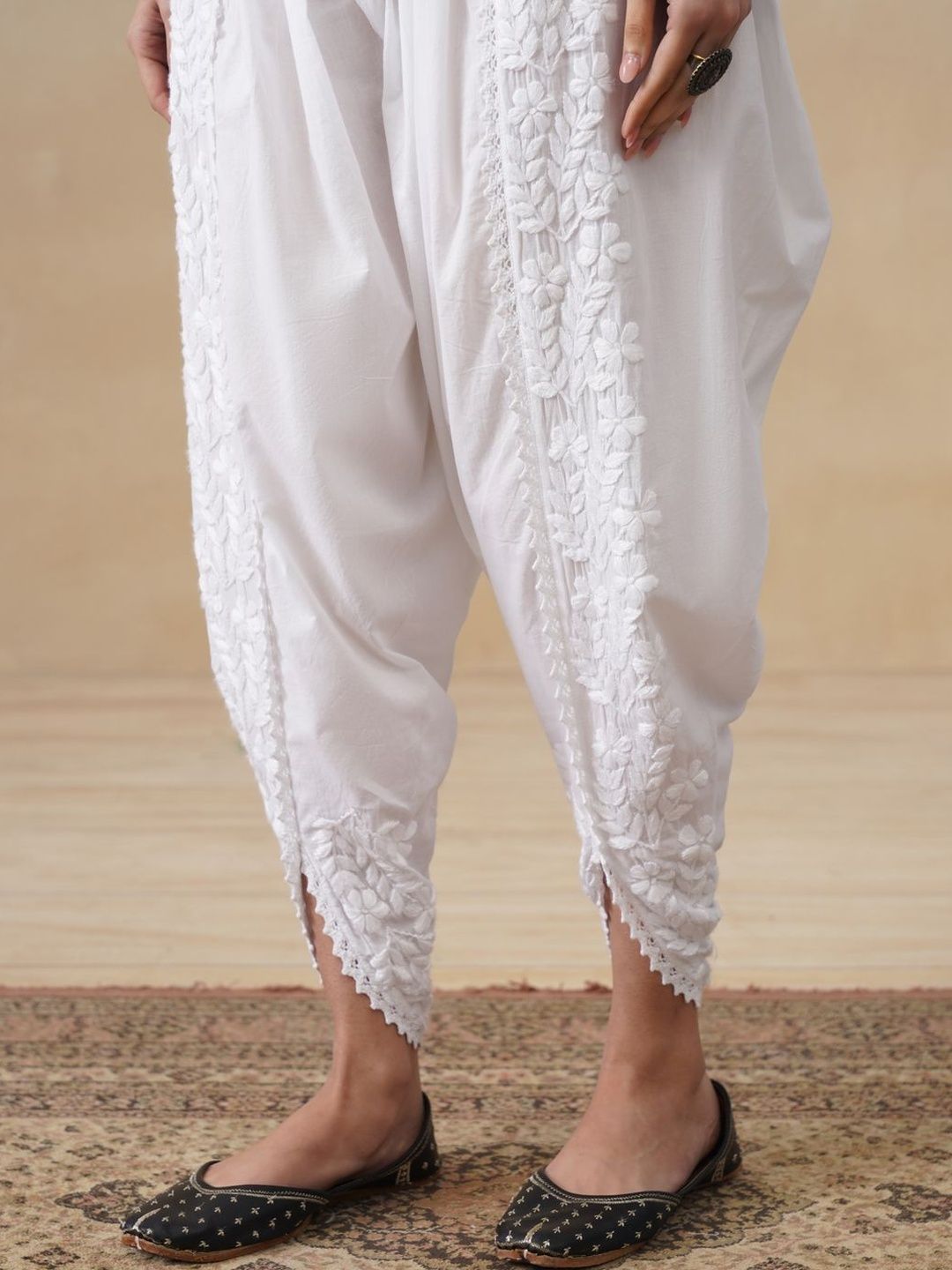 House of Chikankari Women Loose Fit Cotton Blend Salwar