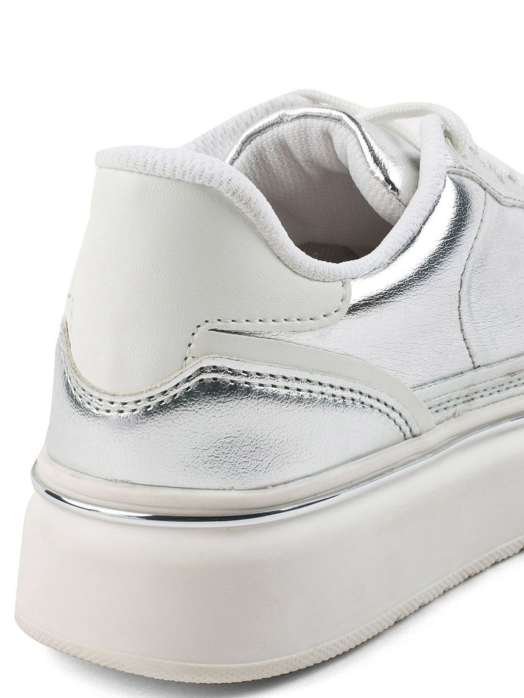 Lino Perros Women Sneakers