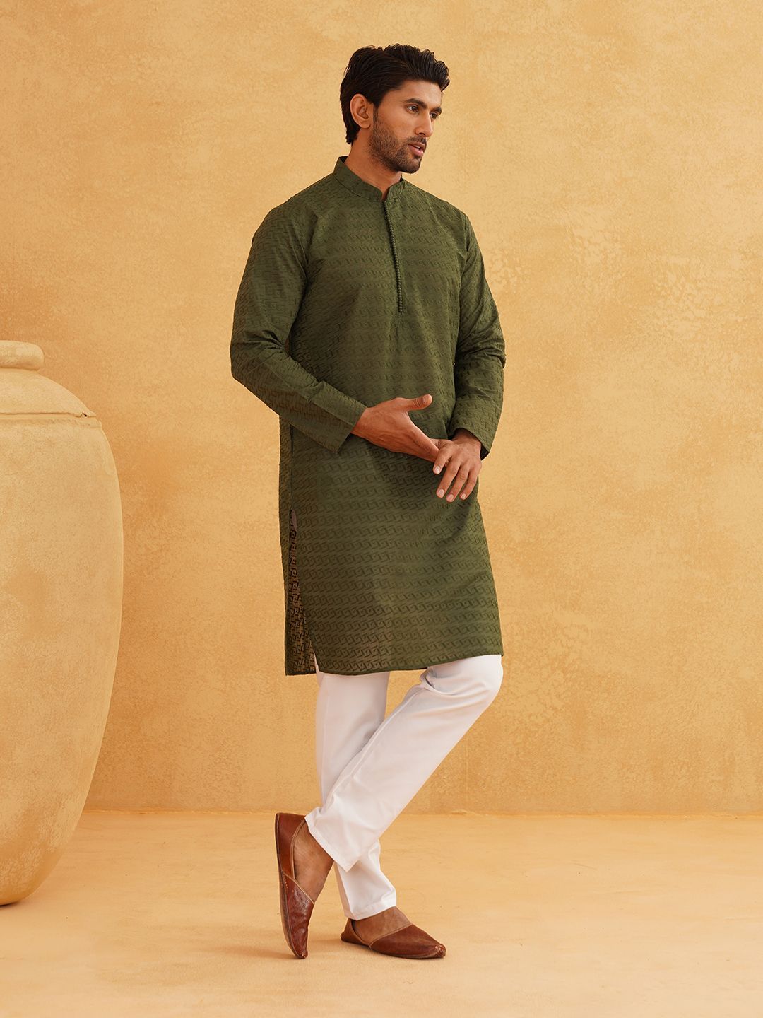 SOJANYA Kolar Mandarin Sulam Geometrik Pure Cotton Kurta Lurus