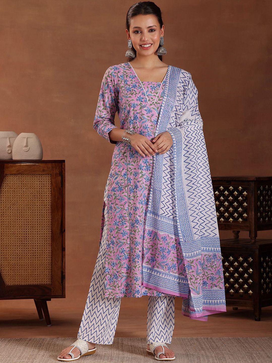 Libas Floral Printed Panelled Pure Cotton Straight Kurta With Trousers & Dupatta