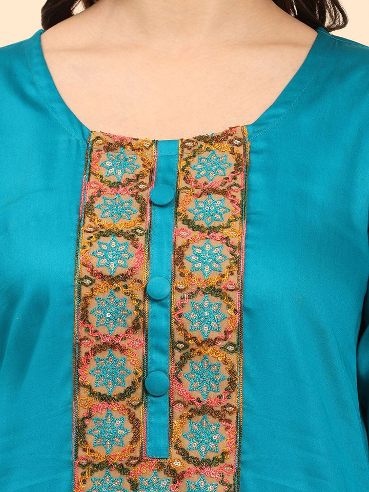 Mamicha Women Floral Embroidered Regular Pure Cotton Kurta with Palazzos & With Dupatta