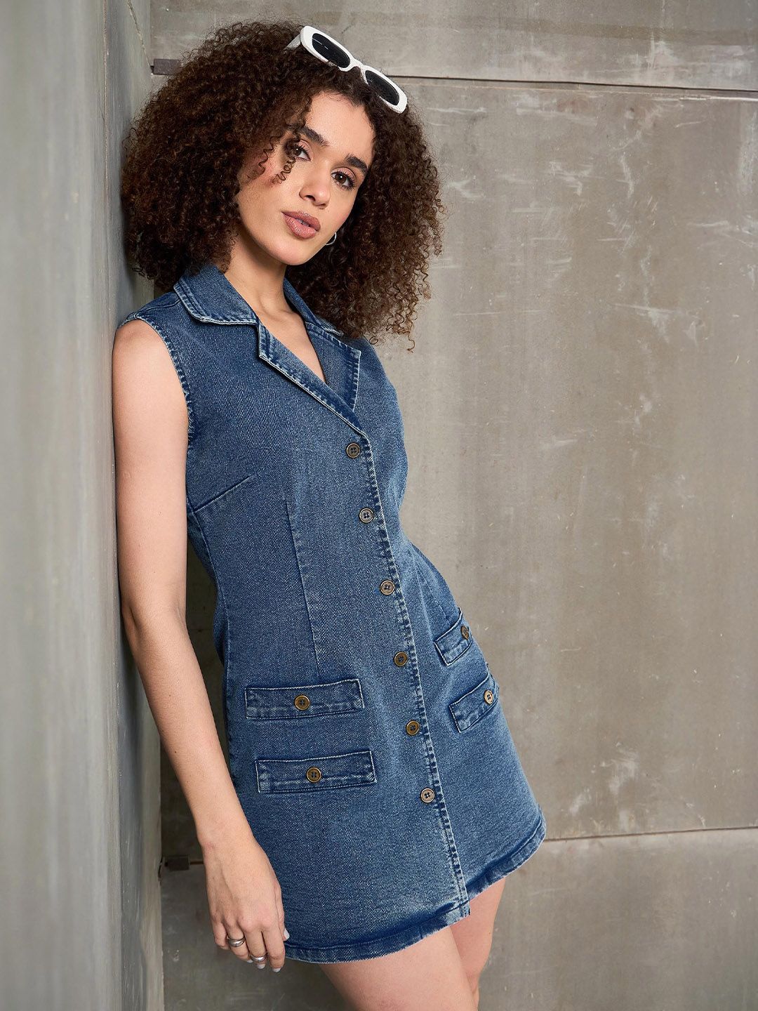 Sassafras wanita baju baju di atas gaun blazer lutut