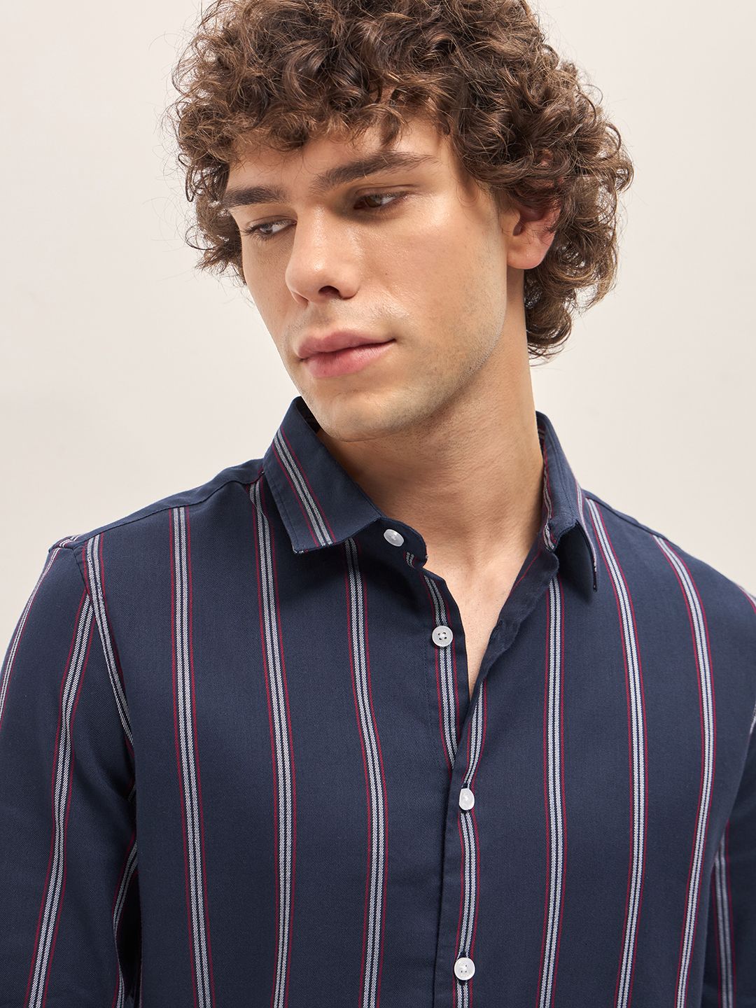 THE BEAR HOUSE Men Spread Collar Vertical Striped Cotton Slim Fit Casual Shirt