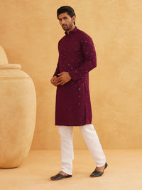 SOJANYA Geometric Embroidered Sequinned Mandarin Collar Pure Cotton Straight Kurta
