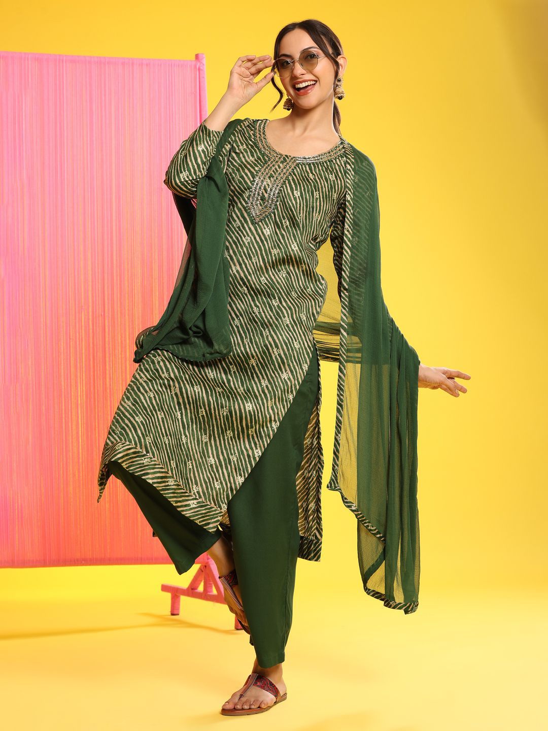 Kurta Berjalur Wanita Mamicha Dan Seluar Dengan Dupatta