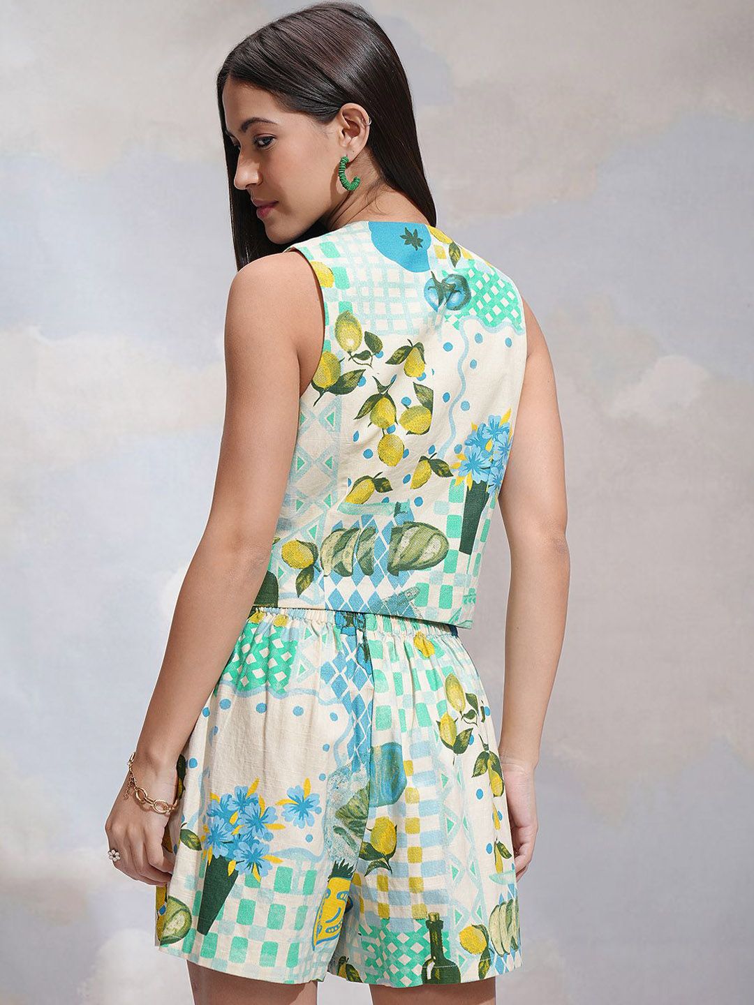 ESPYR By Tokyo Talkies Printed V Neck Waistcoat & Shorts Co-Ords