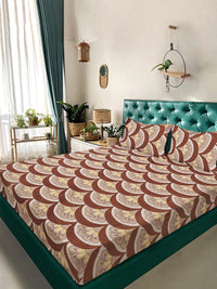 KLOTTHE Brown Floral 300 TC King Bedsheet with 2 Pillow Covers