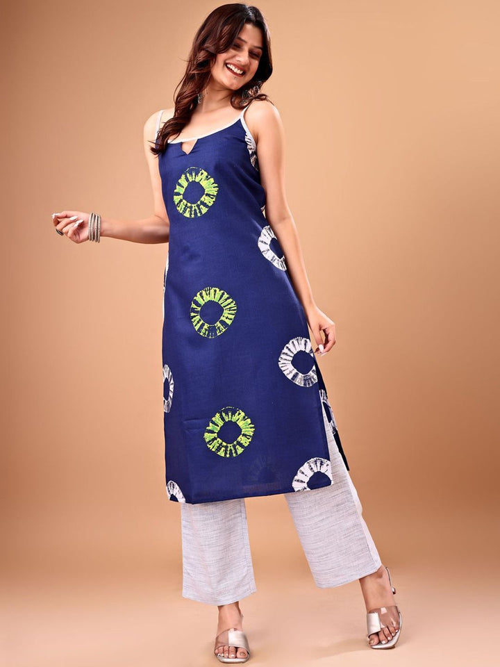 KALINI Women Geometric Printed Kurta with Trousers