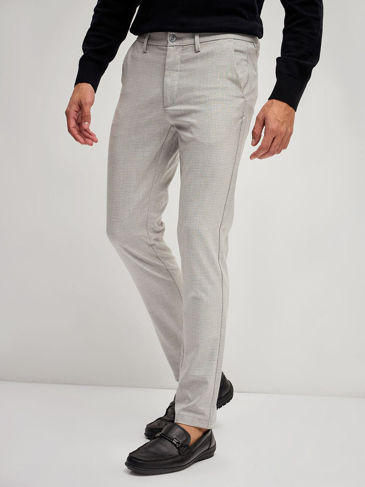 THE BEAR HOUSE Men Solid 4 Way Stretch Slim Fit Formal Trouser