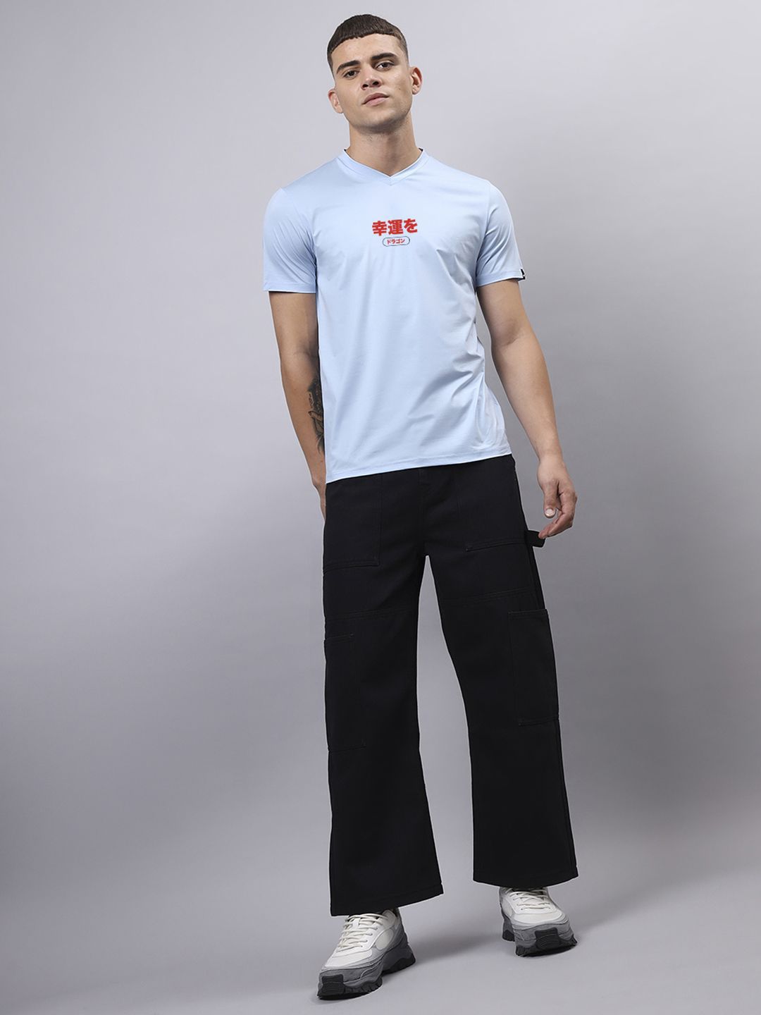 Bewakoof Men Printed V-Neck T-shirt