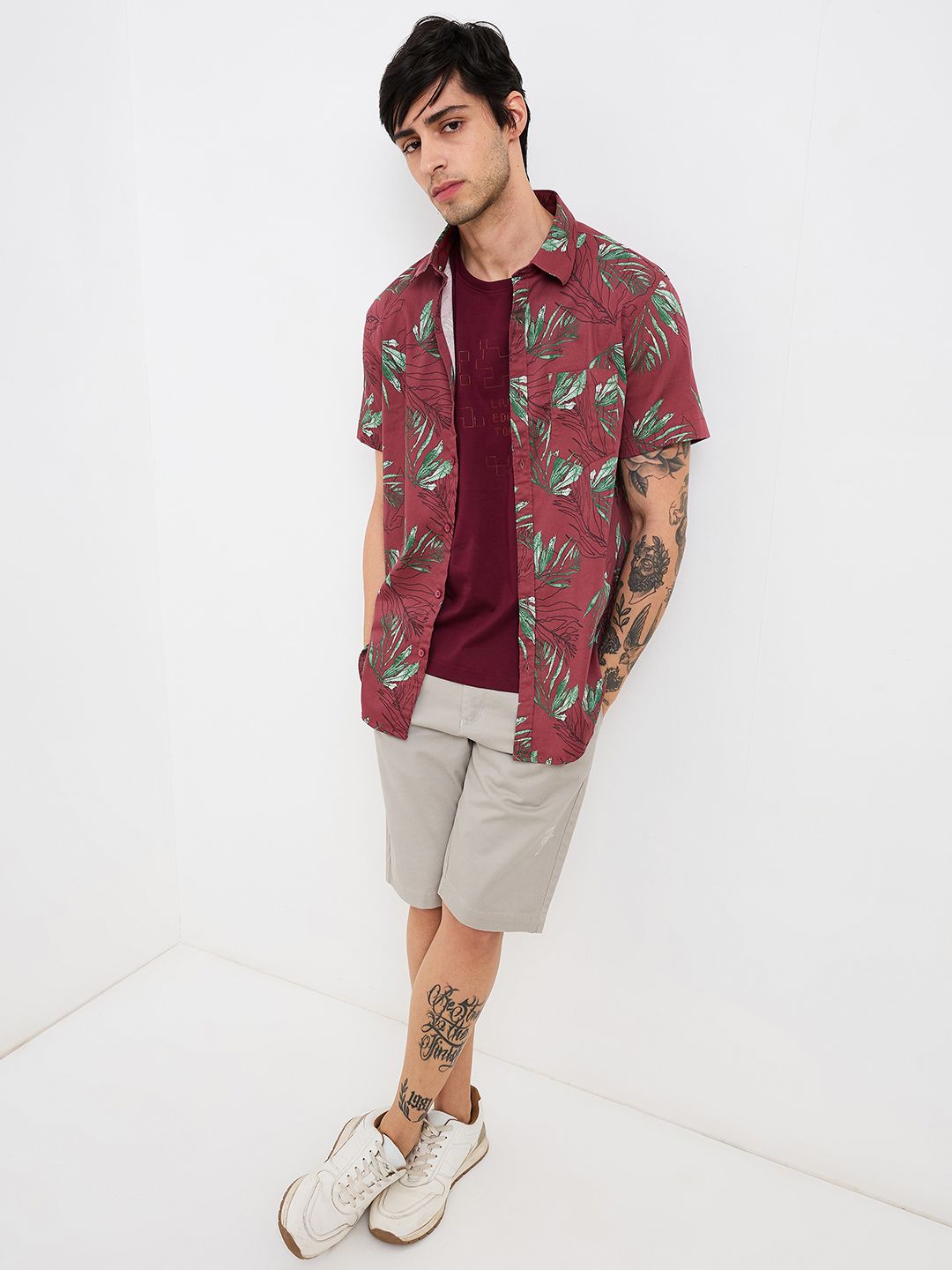 SPYKAR Men Spread Collar Floral Printed Cotton Casual Shirt