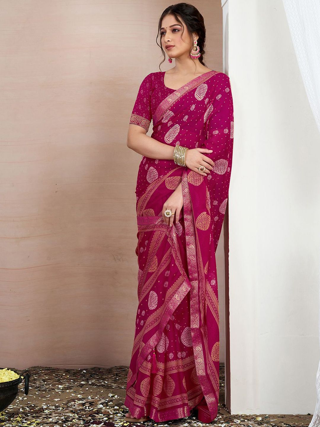 KALINI Abstract Printed Pure Chiffon Saree