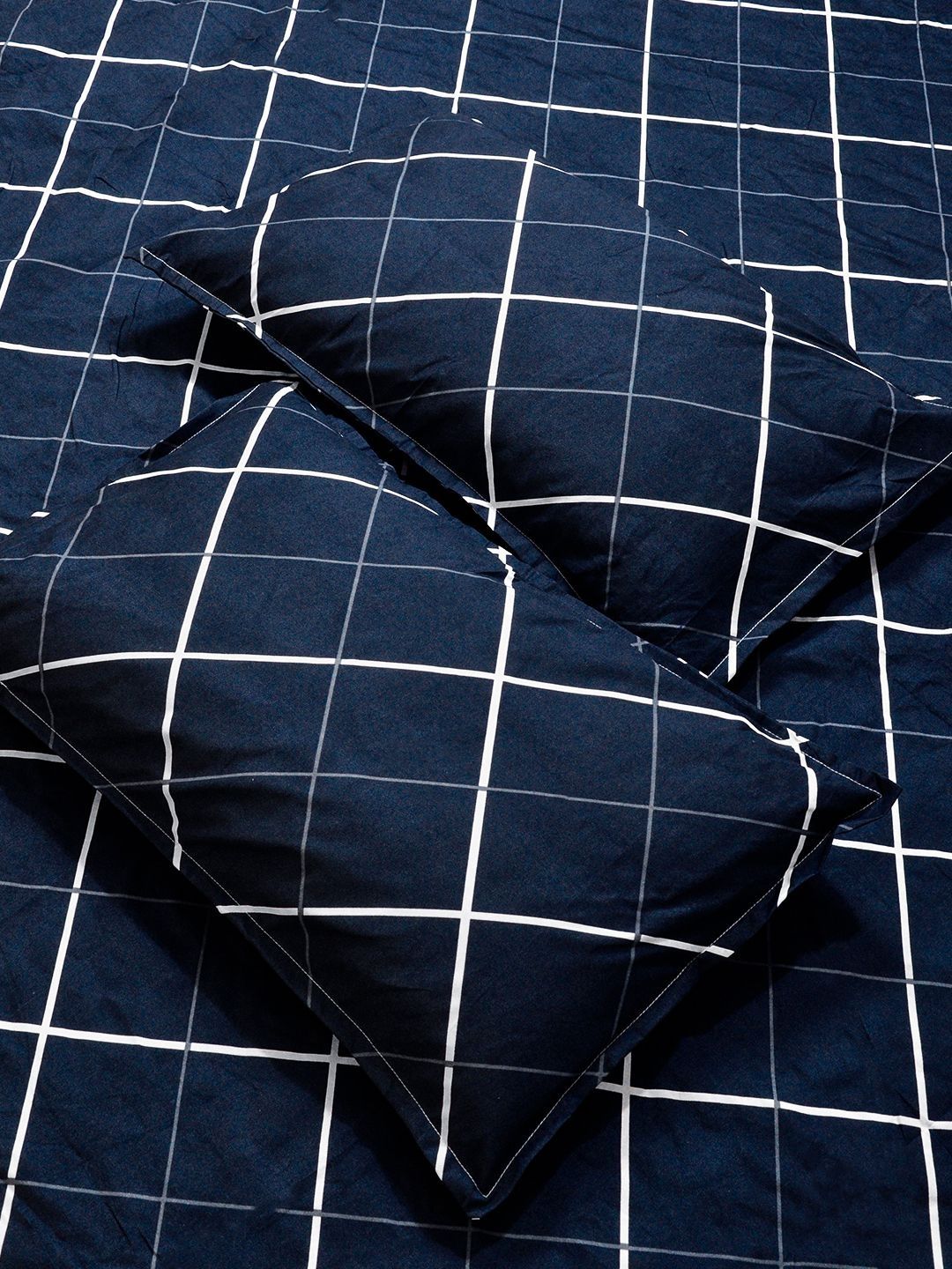 Myntra Elegant Homes Blue Geometric 300 TC King Double Bedsheet with 2 Pillow Covers