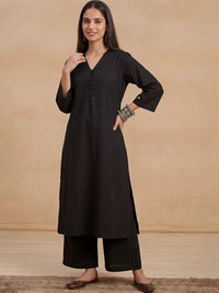 House of Chikankari Women Regular Chikankari Kurta with Trousers