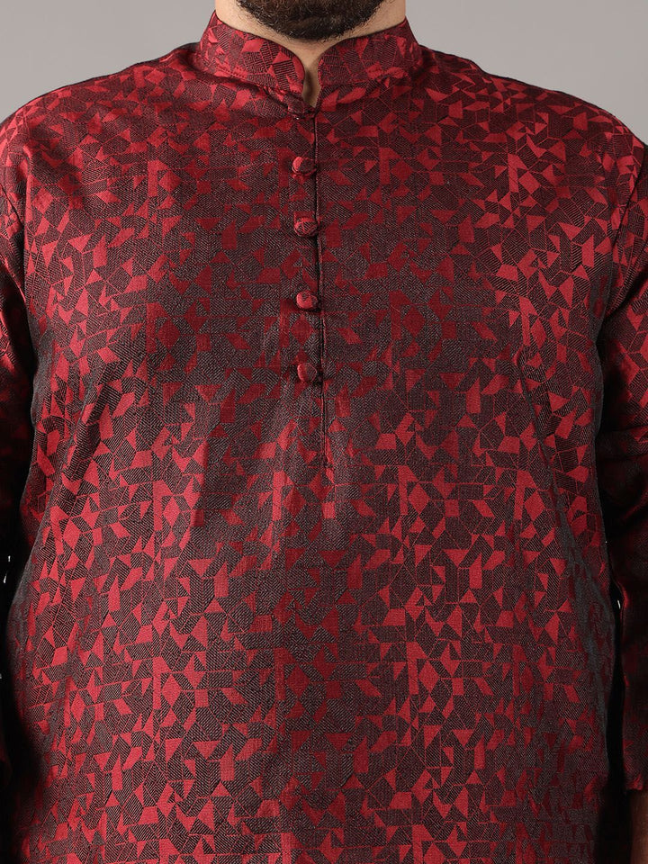 SOJANYA PLUS Plus Size Men Geometric Woven Design Straight Kurta With Pyjamas