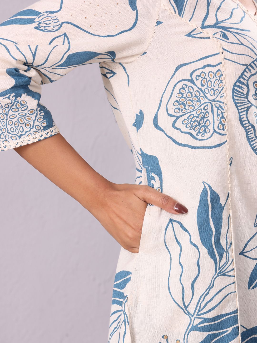 Varanga Floral Printed V-Neck Sequinned Panelled Cotton A-Line Kurta