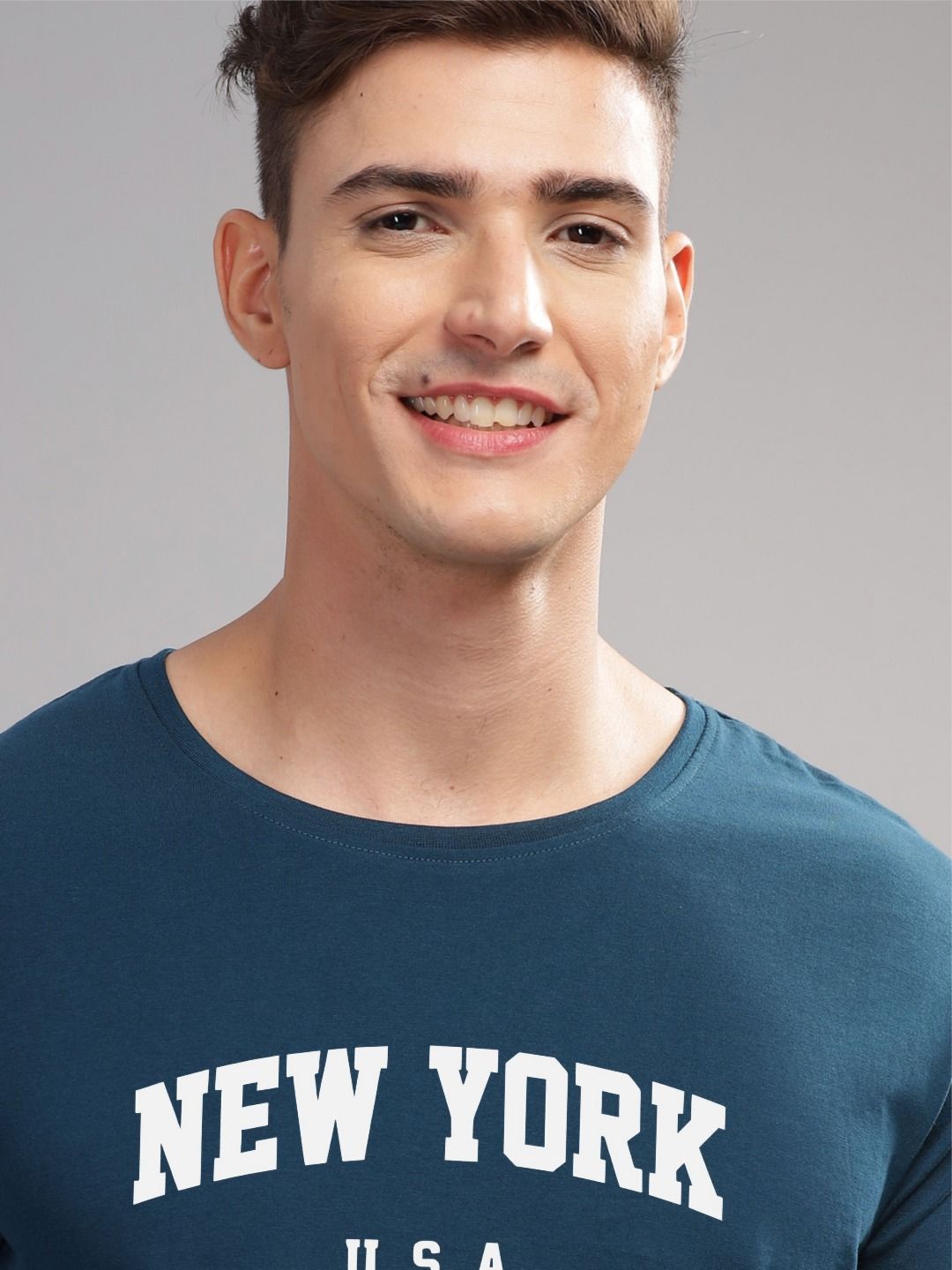 ADRO Men Typography Printed Applique T-shirt