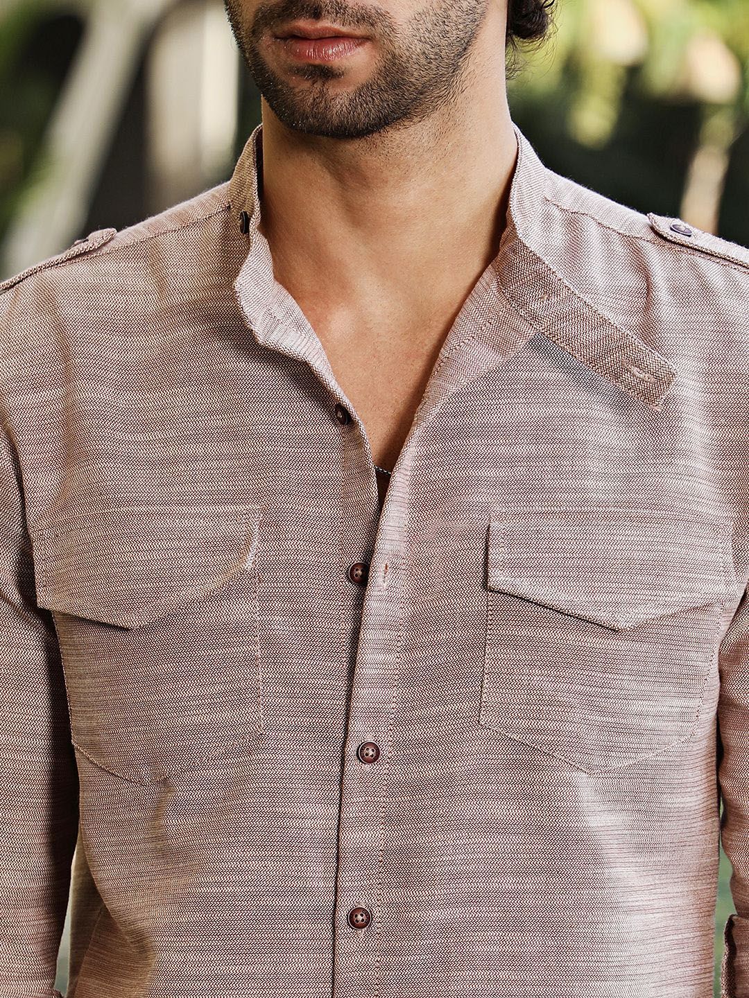 Campus Sutra Men Classic Fit Spread Collar Textured Cotton Casual Shirt