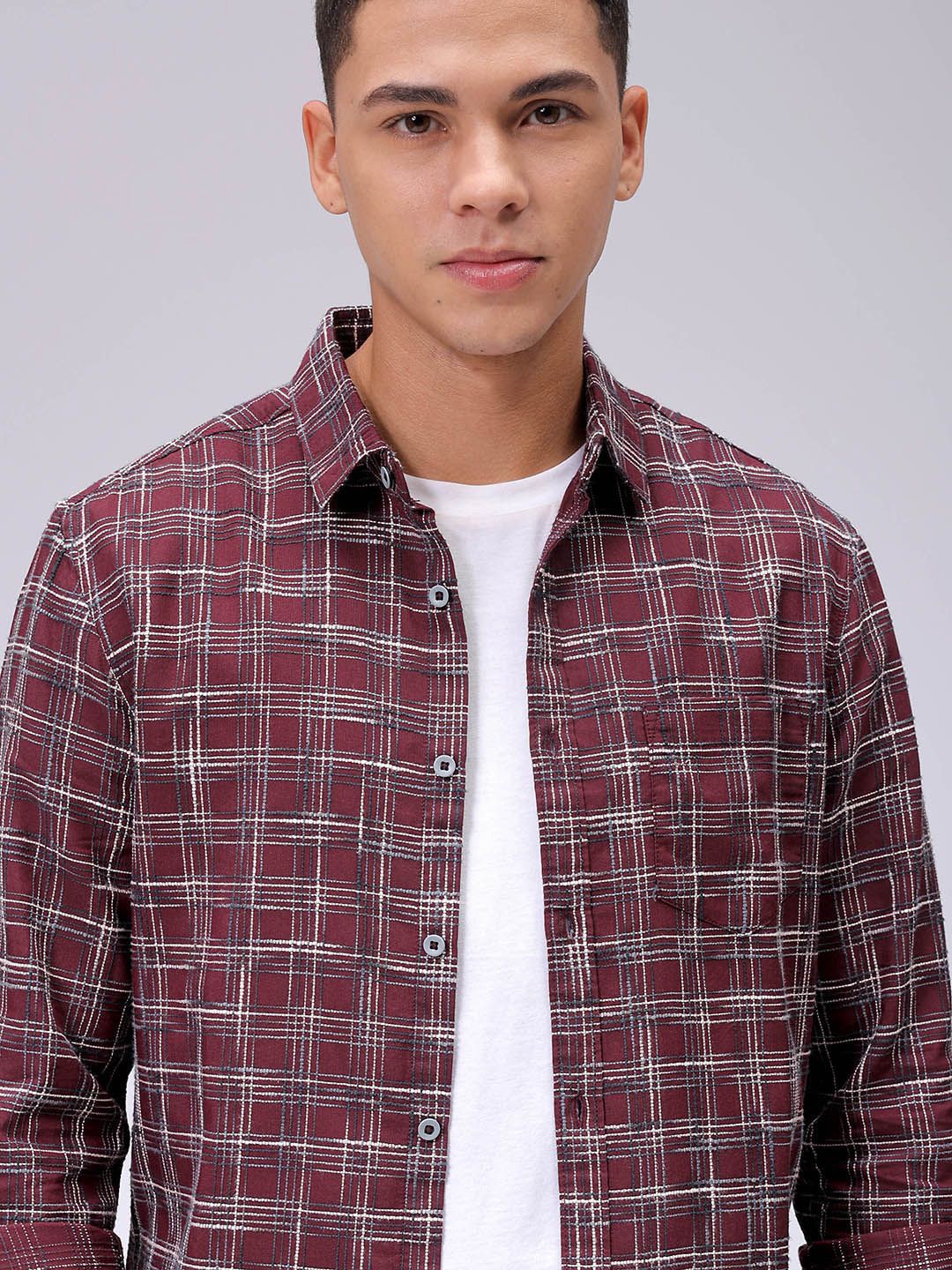 The Indian Garage Co Men Slim Fit Opaque Checked Casual Shirt
