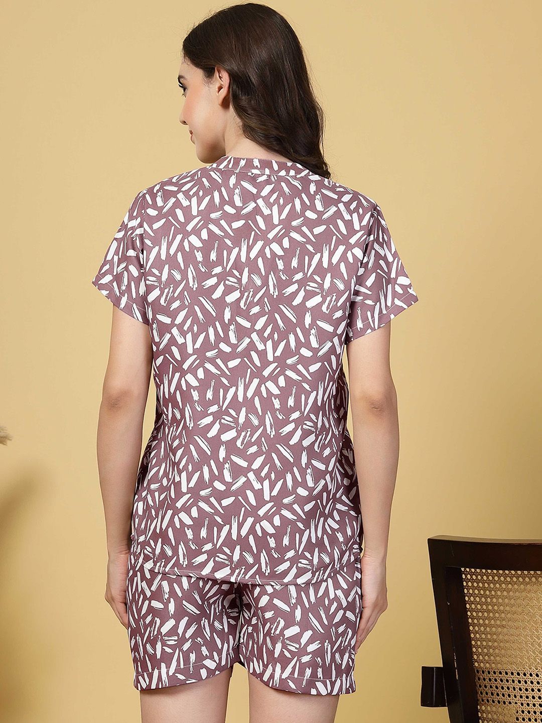 Klotthe Women Abstract Printed T-Shirt & Shorts Pants Night Suit