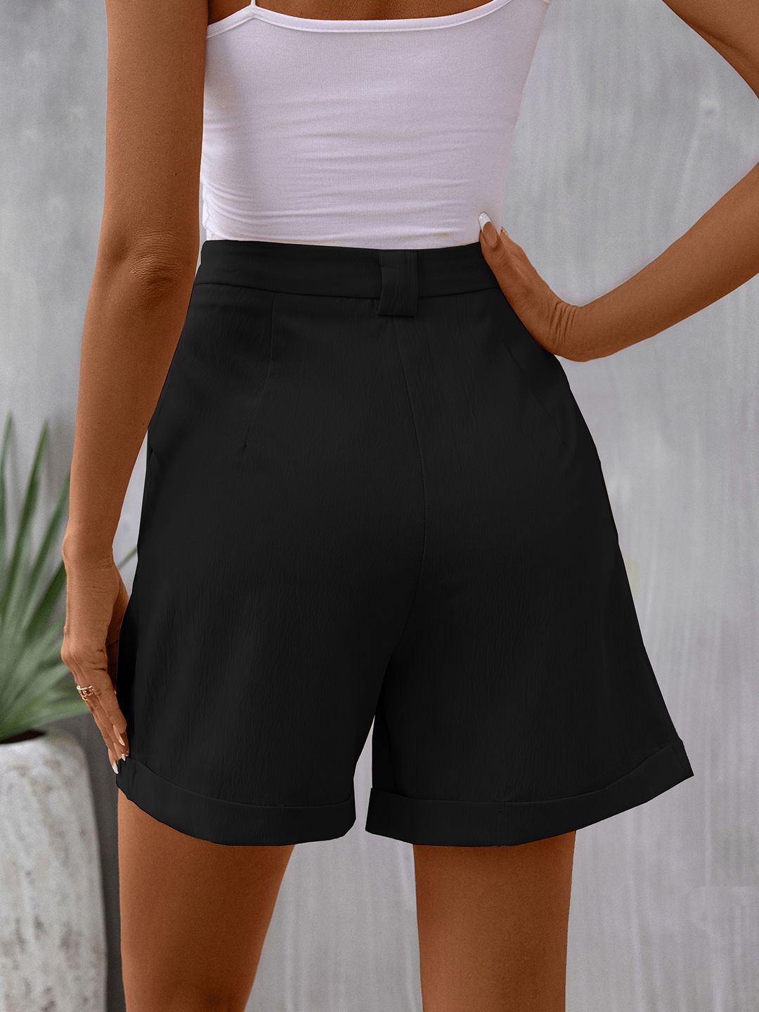 DressBerry Women Pleated Shorts