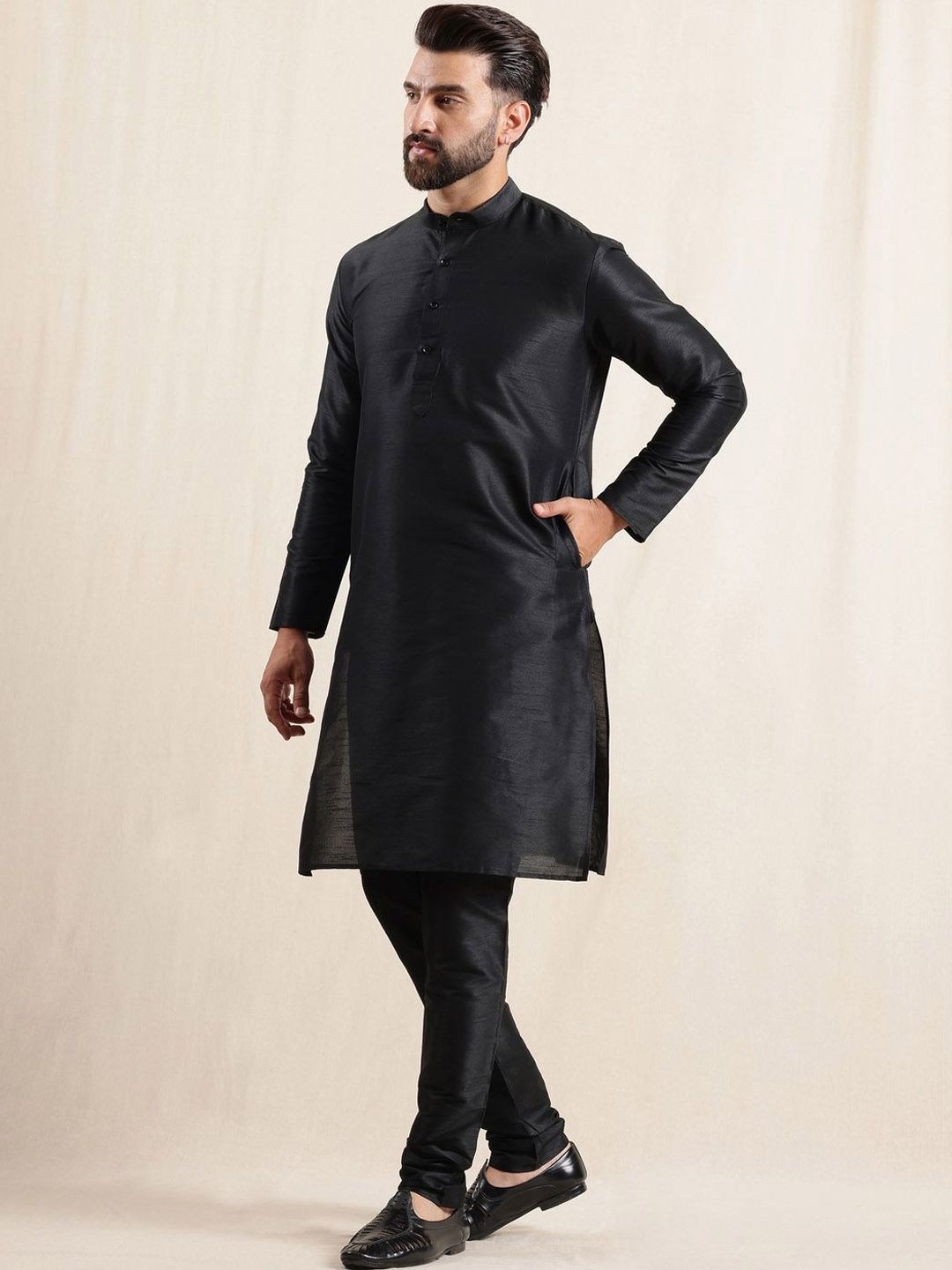 Anouk Mandarin Collar Straight Kurta With Pyjamas & Nehru Jacket