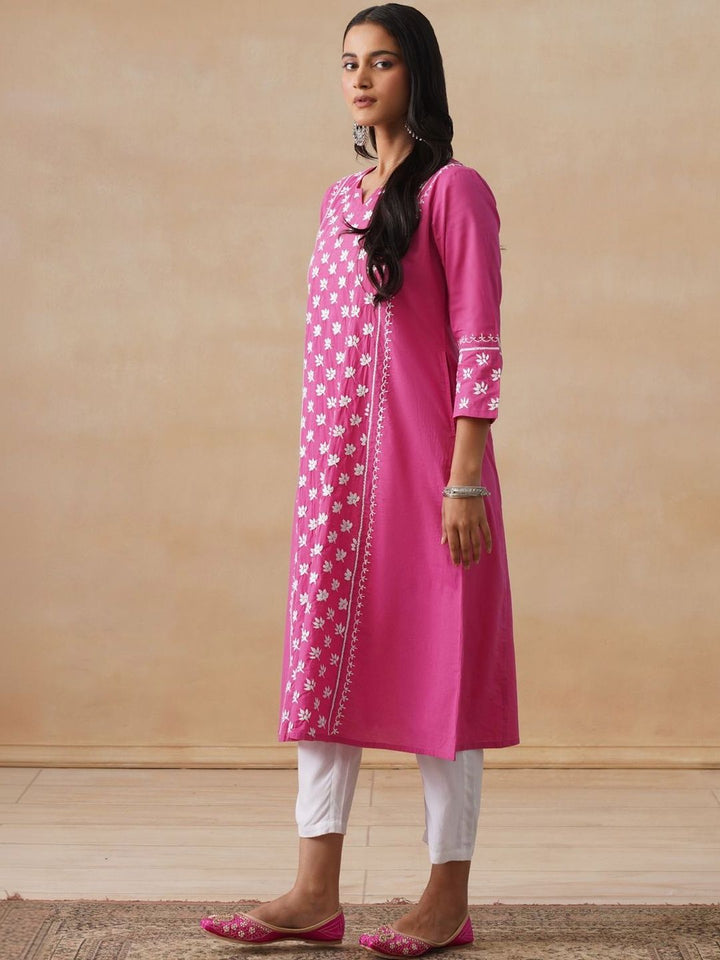 House of Chikankari Women Solid Fuchsia Cotton A-Line Kurta