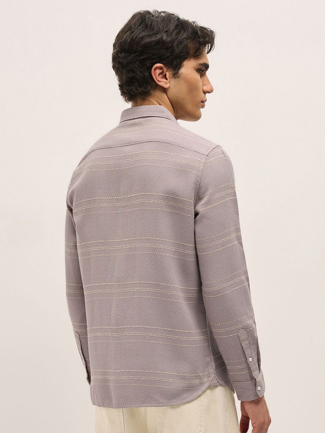 THE BEAR HOUSE Men Slim Fit Horizontal Stripes Opaque Striped Casual Shirt