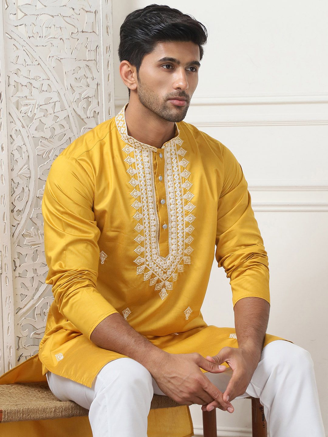Jompers Floral Embroidered Sequinned Mandarin Collar Cotton Silk Straight Kurta