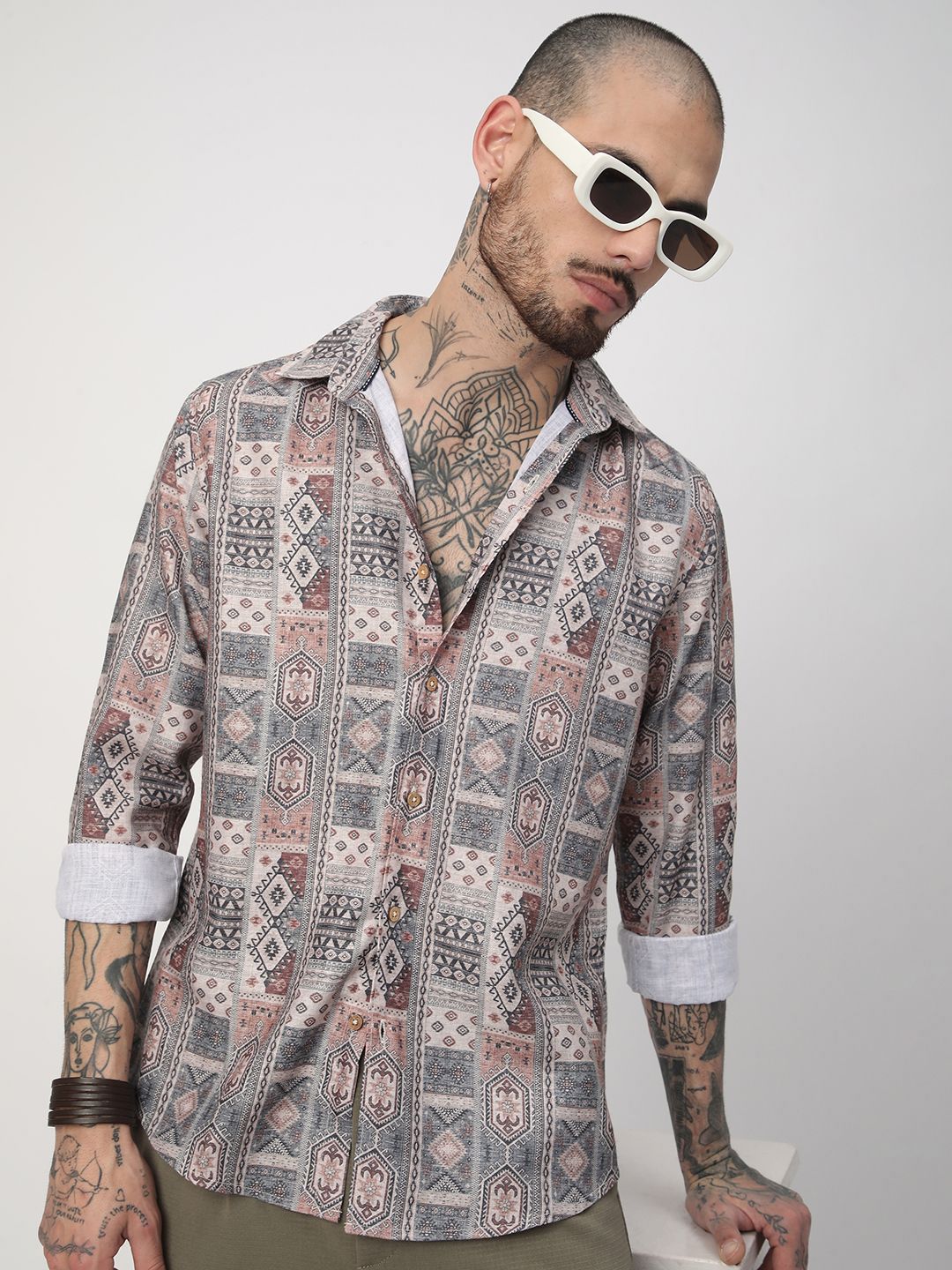 VASTRADO Men Classic Fit Spread Collar Abstract Printed Cotton Casual Shirt