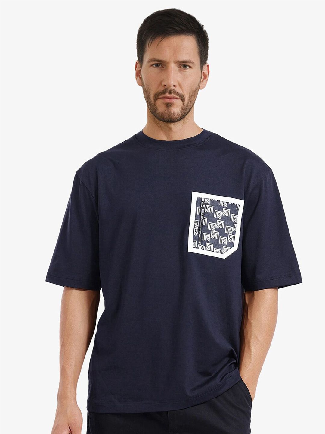 RARE RABBIT Men Solid Round Neck Cotton Oversized T-shirt
