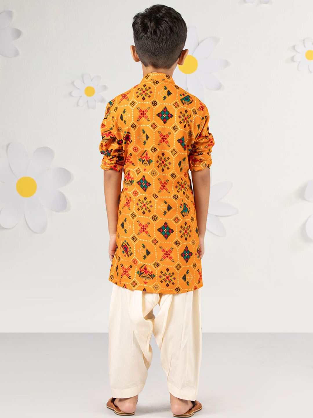 VASTRAMAY Boys Geometric Printed Kurta with Patiala