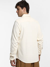 Campus Sutra Men Comfort Spread Collar Textured  Casual Shirt