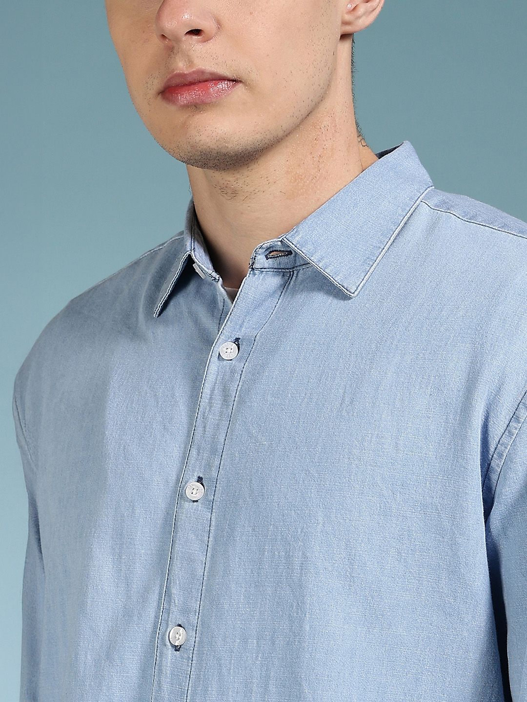 Eszett Graphic Printed Spread Collar Denim Long Sleeves Shirt
