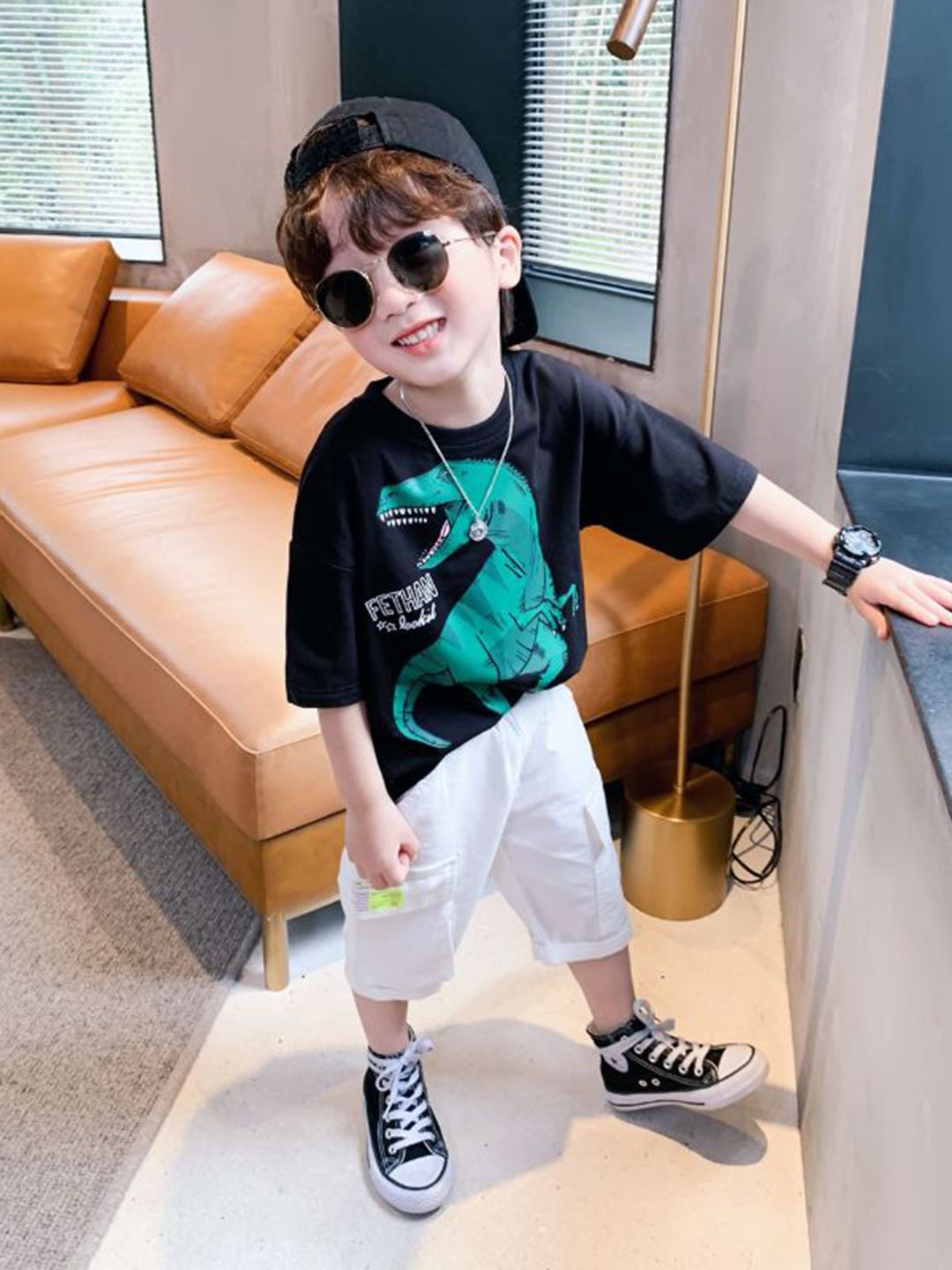 YK Kids Printed Pockets T-shirt