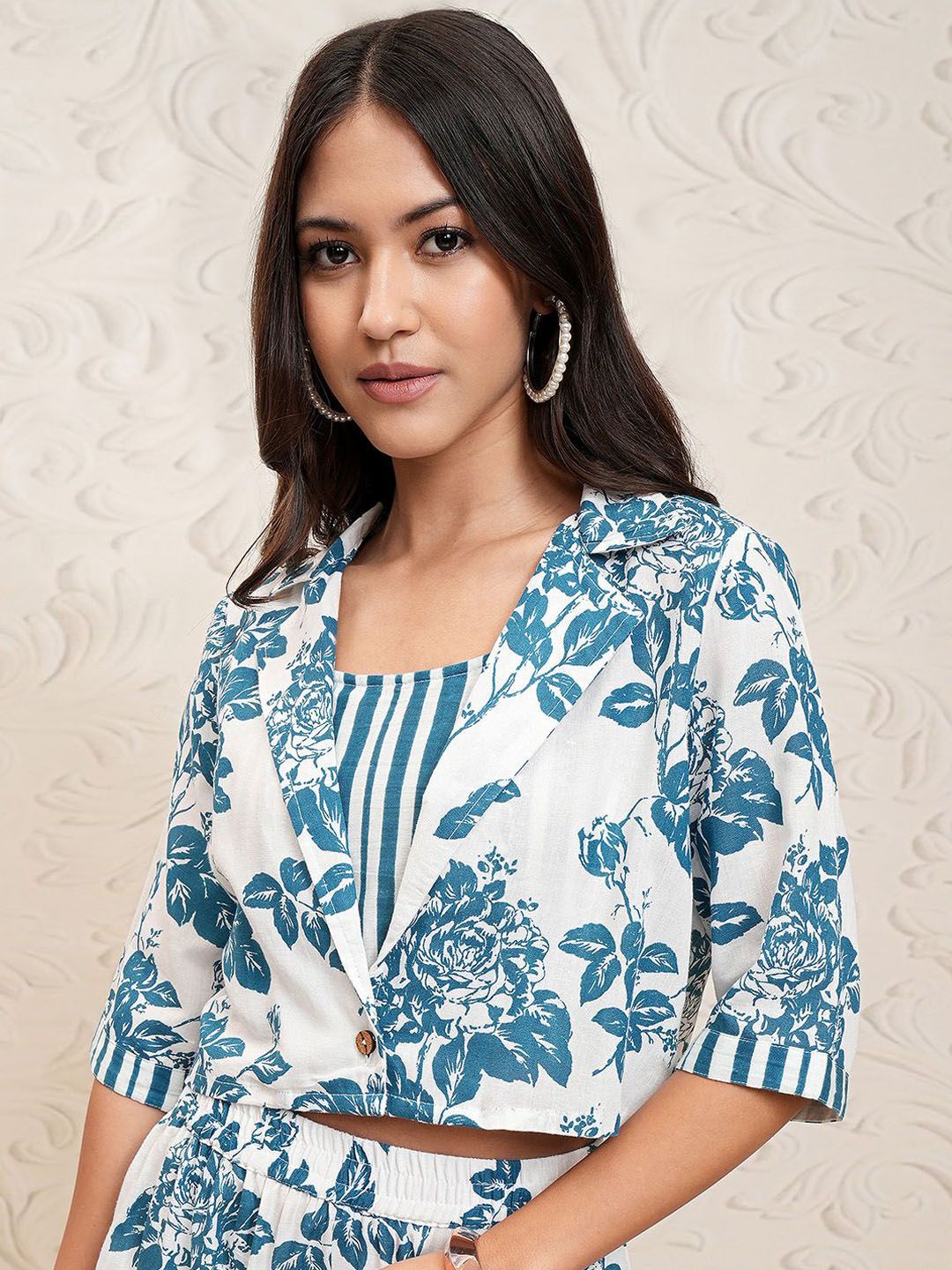 Vishudh Floral Printed Top & Trouser With Jacket