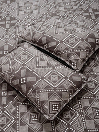Myntra Elegant Homes Coklat Geometri 300 TC Cadar Katil Double King dengan 2 Sarung Bantal