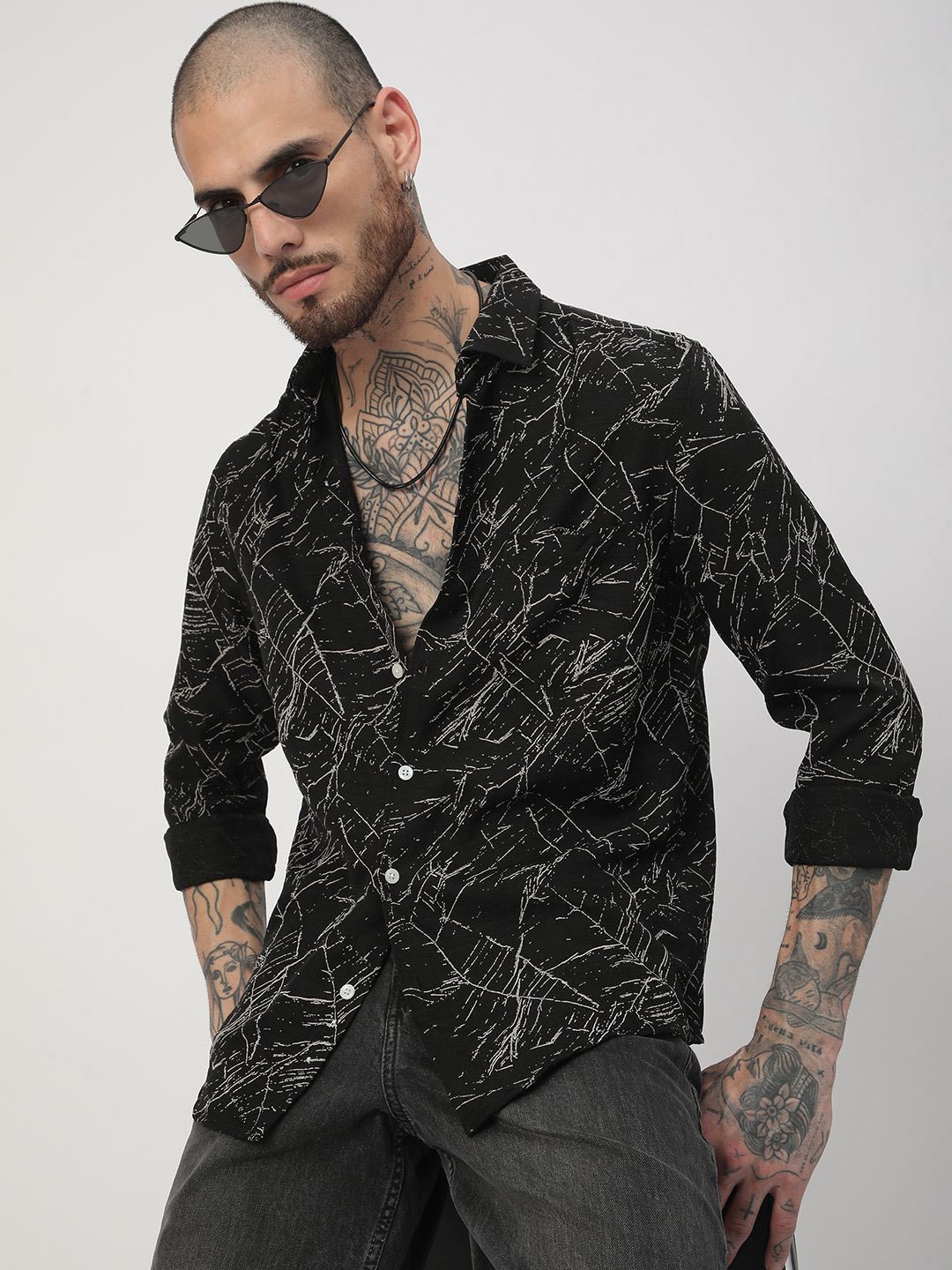 VASTRADO Men Classic Fit Spread Collar Abstract Printed Casual Shirt