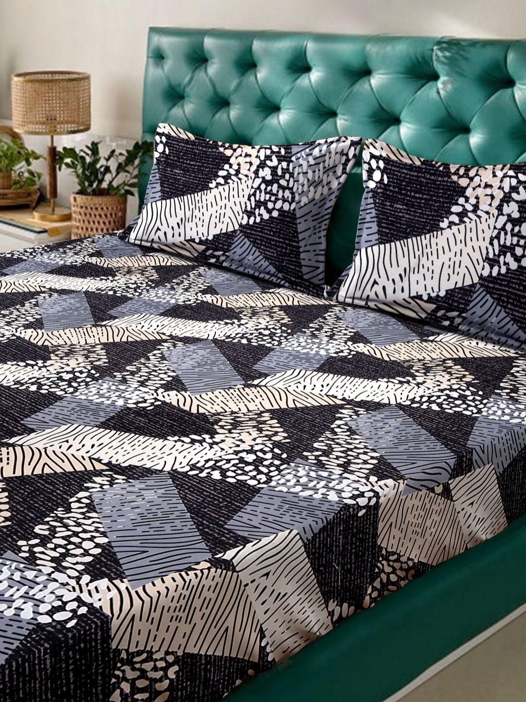 KLOTTHE Putih& Kelabu Bercetak Bunga Dilengkapi 300TC Super King Cadar Katil Double& 2 Sarung Bantal