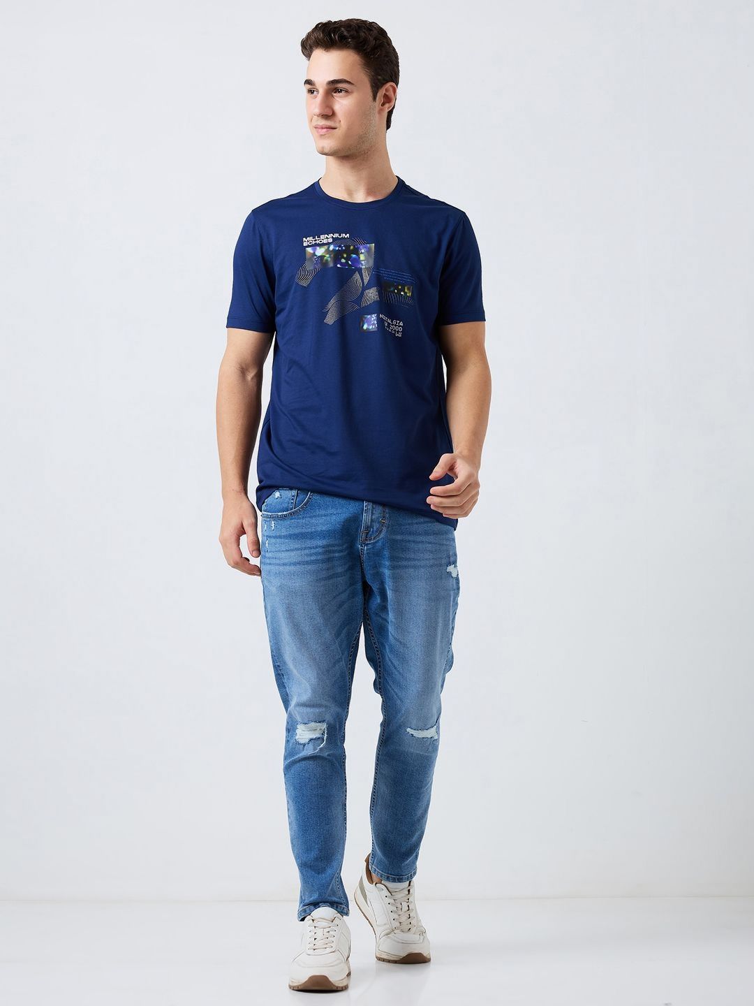SPYKAR Men Graphic Printed Round Neck Cotton Slim Fit T-shirt