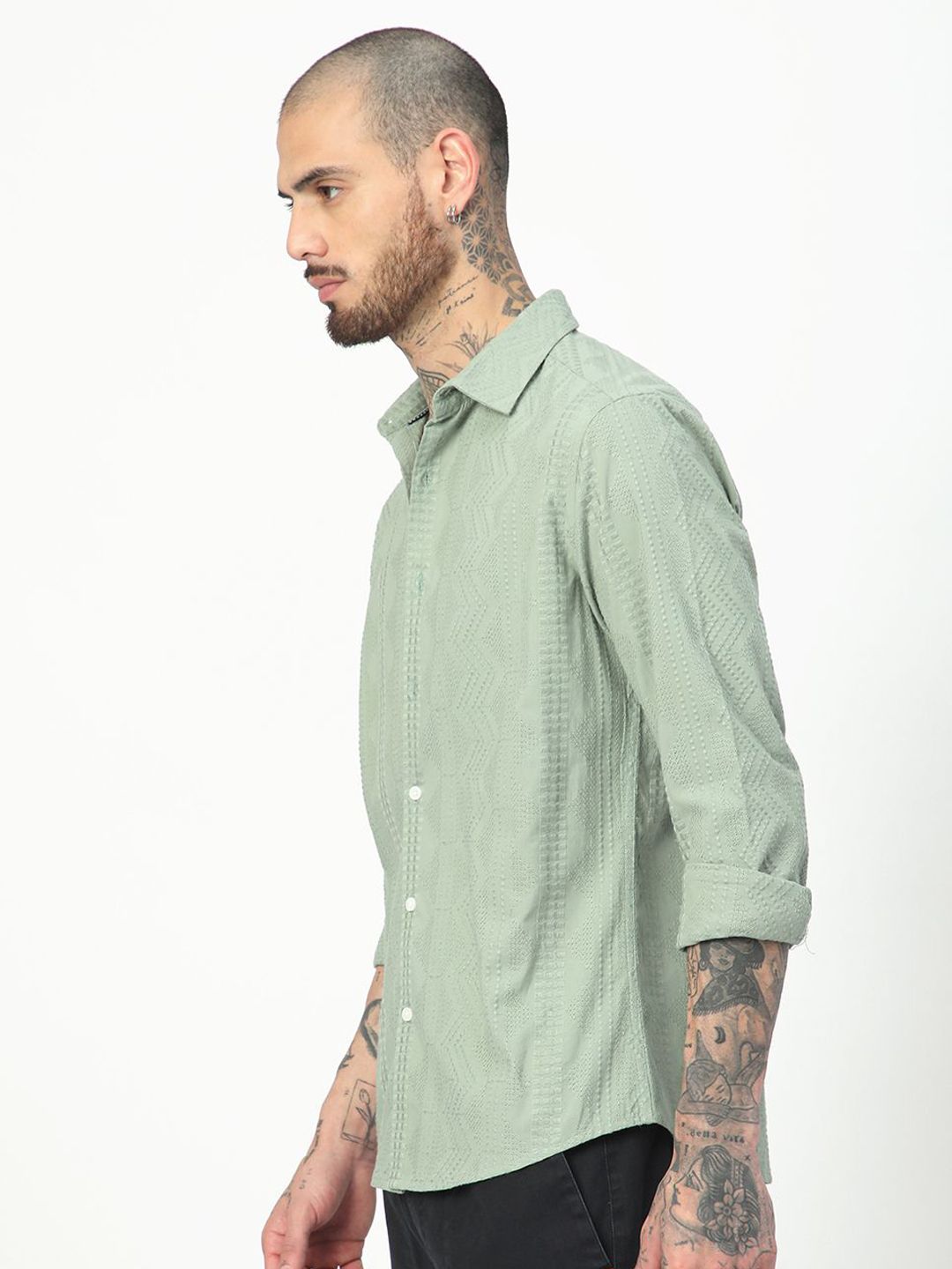 VASTRADO Men Classic Slim Fit Opaque Casual Shirt