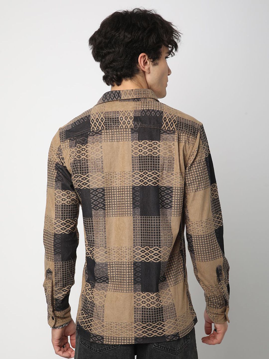 VASTRADO Men Classic Spread Collar Geometric Printed Cotton Slim Fit Casual Shirt