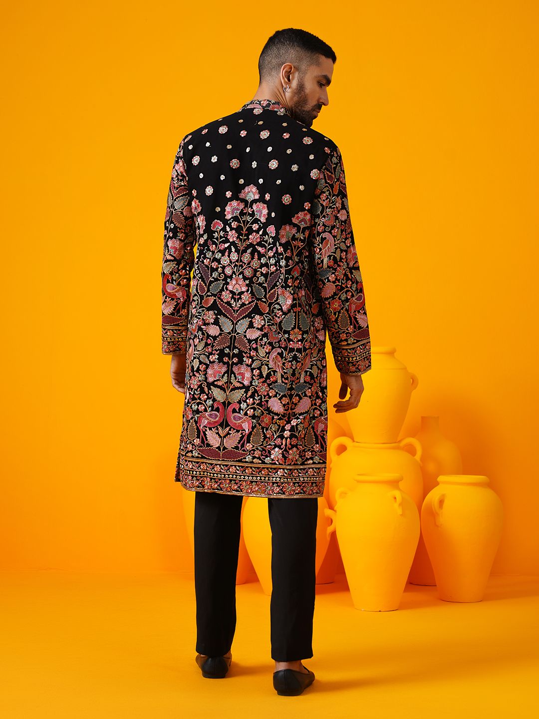 SOJANYA LUXE Kolar Mandarin Sulam Bunga Georgette Kurta Lurus Dengan Seluar