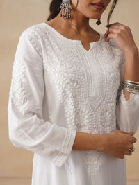 Rumah Wanita Chikankari White Rayon Chikankari Sulam Kurta