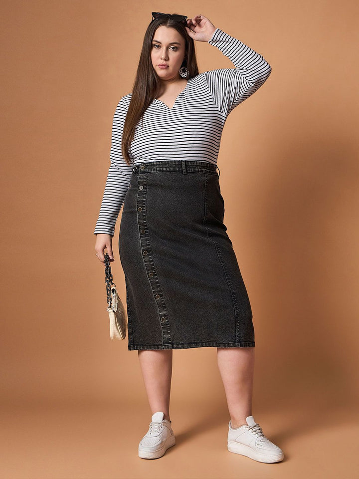 SASSAFRAS Curve Striped Sweetheart Neck Slit Sleeve Top