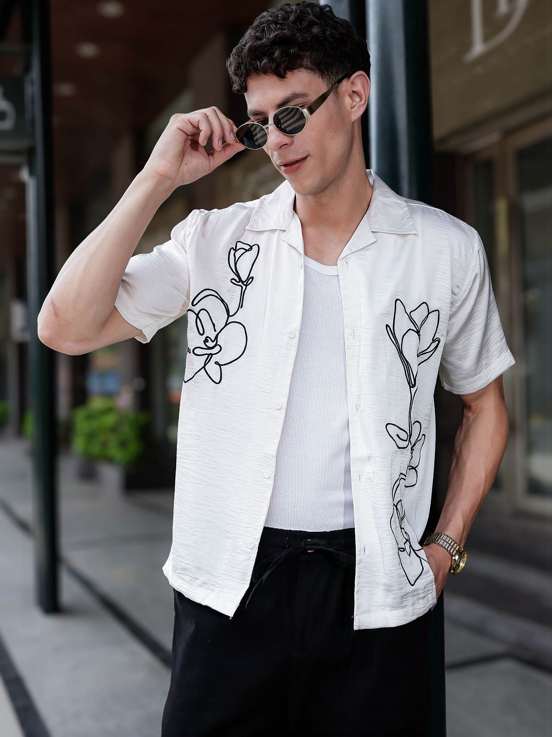 Eszett Men Floral Printed Casual Shirt